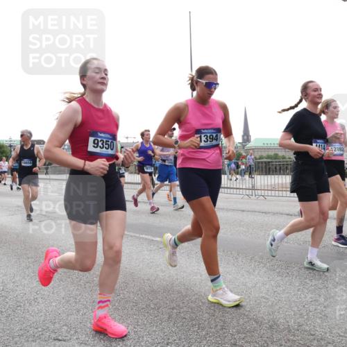 29.06.2025 - hella hamburg halbmarathon Lena Gebhardt http://msf.ph/oto/8340944 29.06.2025 10:38:15 Lombardsbrücke 15876, 7552, 16658, 9350, 8615, 13442, 1394, 414, 2892, 1196, 1394, 1457, 1578, 1596, 1721, 1742, 1791, 1799, 1901, 1966, 1985, 2113, 2151, 2498, 2786, 3010, 3094, 3095, 3242, 3246, 3286, 3338, 3635, 3636, 3716, 3777, 3841, 3880, 4139, 4155, 4159, 4414, 4883, 4921, 5085, 5089, 5139, 5155, 5300, 5617, 5684, 5713, 5735, 6199, 6200, 6362, 6697, 6751, 6930, 7117, 7118, 7165, 7244, 7371, 7552, 7561, 7629, 7692, 7696, 7868, 7914, 8985, 9288, 10159, 10836, 11087, 11543 meine-sportfotos.de