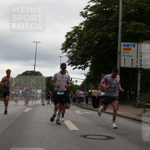 29.06.2025 - hella hamburg halbmarathon Yannick Fuchs http://msf.ph/oto/8340945 29.06.2025 10:52:12 20KM 1319, 1595, 1833, 2250, 2488, 2656, 2840, 2907, 3251, 3859, 4319, 4502, 4550, 4632, 4708, 4767, 5277, 5341, 5675, 5926, 6104, 6138, 6147, 6592, 6595, 7082, 7138, 7189, 7856, 8322, 8585, 9230, 9316, 10020, 10319, 10703, 10788, 11394, 11645, 11846, 12378, 12495, 12585, 12879, 13287, 13512, 13694, 13816, 13880, 14266, 14571, 15197, 15434, 15527, 16189, 16531, 17405, 17415, 17531, 17827, 18068, 18180, 18492, 18501, 18587, 18727 meine-sportfotos.de