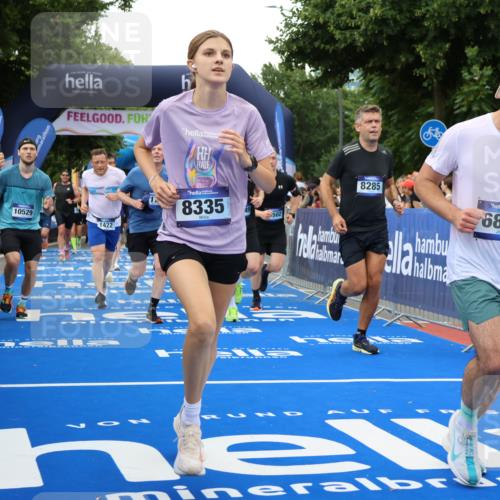 29.06.2025 - hella hamburg halbmarathon Strokosch-Dieckow http://msf.ph/oto/8340956 29.06.2025 10:53:46 Ziel 1422, 1706, 1870, 2058, 2082, 2518, 5399, 5607, 6260, 6877, 7177, 7395, 8285, 8335, 9922, 10529, 10891, 10895, 11588, 11589, 11604, 12413, 14026, 14702, 14818, 15441, 15502, 16092, 16538, 17482, 17740, 18143, 18249, 18418, 18487, 18514, 18759, 18831, 18915, 19177 meine-sportfotos.de