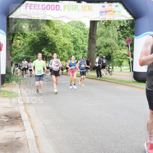 29.06.2025 - hella hamburg halbmarathon MichiJ http://msf.ph/oto/8340970 29.06.2025 10:40:00 Zwischen KM18-KM19 1706, 2111, 2444, 2540, 3208, 4837, 5169, 5194, 6164, 6390, 7130, 7786, 8390, 8447, 8955, 9380, 13047, 15275, 15506, 16538 meine-sportfotos.de