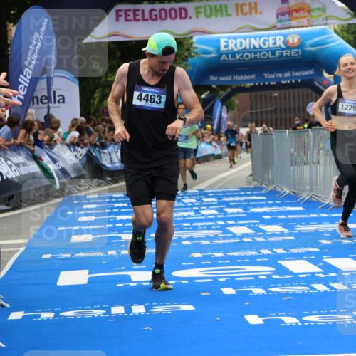 29.06.2025 - hella hamburg halbmarathon Strokosch-Dieckow http://msf.ph/oto/8340982 29.06.2025 10:32:54 Ziel 4463, 4749, 6358, 10453, 11169, 12290, 13686, 16425, 18679, 18687, 19059 meine-sportfotos.de