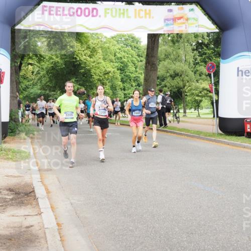 29.06.2025 - hella hamburg halbmarathon MichiJ http://msf.ph/oto/8340996 29.06.2025 10:40:01 Zwischen KM18-KM19 1706, 2111, 2444, 3208, 3209, 4837, 5169, 5194, 6164, 6390, 7130, 7786, 8390, 8447, 8955, 9380, 13047, 15275, 15506, 15681, 16538, 18331 meine-sportfotos.de