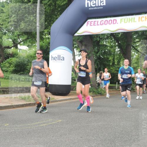 29.06.2025 - hella hamburg halbmarathon KatJ http://msf.ph/oto/8341042 29.06.2025 10:48:33 Zwischen KM18-KM19 1135, 2447, 6391, 6414, 6415, 8068, 8364 meine-sportfotos.de