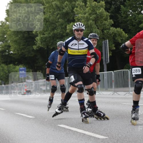 29.06.2025 - hella hamburg halbmarathon Jannik Wohlers http://msf.ph/oto/8341087 29.06.2025 09:02:09 Lombardsbrücke  meine-sportfotos.de