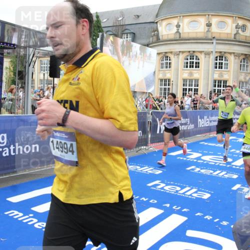 29.06.2025 - hella hamburg halbmarathon Michael Strokosch http://msf.ph/oto/8341124 29.06.2025 10:51:27 Ziel 2364, 2411, 2636, 2718, 2946, 4814, 5820, 6776, 8989, 9214, 9656, 11124, 11422, 13047, 13792, 14865, 14994, 15871, 15950, 16357, 17131, 18489 meine-sportfotos.de