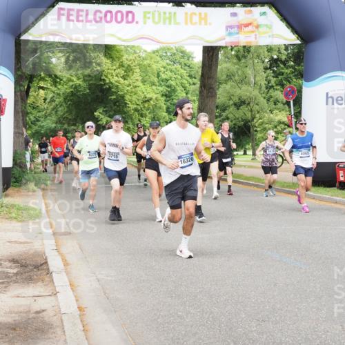 29.06.2025 - hella hamburg halbmarathon MichiJ http://msf.ph/oto/8341280 29.06.2025 10:40:06 Zwischen KM18-KM19 2444, 3208, 3209, 4065, 8390, 8587, 12135, 13289, 15681, 16320, 16538, 18331 meine-sportfotos.de