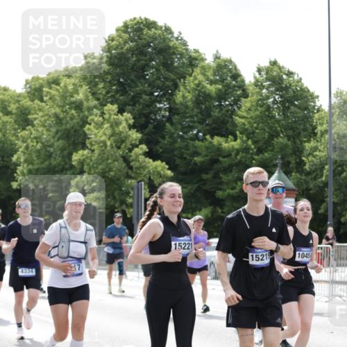 29.06.2025 - hella hamburg halbmarathon Jannik Wohlers http://msf.ph/oto/8341301 29.06.2025 10:42:14 Lombardsbrücke 1656, 1994, 2069, 2134, 2401, 2538, 2580, 2940, 2941, 3874, 4092, 4334, 4778, 5403, 5417, 6120, 6764, 7040, 7513, 8525, 8526, 8529, 8816, 9980, 10454, 10697, 10872, 10899, 12441, 12684, 13241, 13776, 14042, 14084, 14126, 14170, 14426, 14468, 14556, 14636, 14769, 15004, 15168, 15190, 15219, 15221, 15820, 15977, 16215, 16612, 16892 meine-sportfotos.de