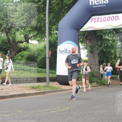 29.06.2025 - hella hamburg halbmarathon KatJ http://msf.ph/oto/8341398 29.06.2025 10:48:39 Zwischen KM18-KM19 1135, 1138, 1188, 1568, 5547, 6414, 8364 meine-sportfotos.de