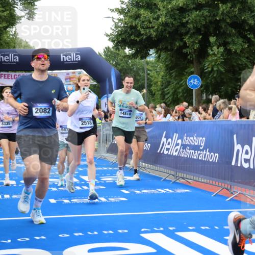 29.06.2025 - hella hamburg halbmarathon Strokosch-Dieckow http://msf.ph/oto/8341420 29.06.2025 10:53:44 Ziel 1422, 1706, 1870, 2058, 2082, 2518, 2630, 3819, 5399, 5607, 6260, 6877, 7177, 8285, 8335, 9922, 10529, 10891, 10895, 11588, 11589, 11604, 12413, 12632, 13865, 14026, 14702, 14818, 15061, 15441, 15502, 16092, 16538, 17482, 17740, 18143, 18249, 18418, 18487, 18514, 18715, 18759, 18915, 19177 meine-sportfotos.de