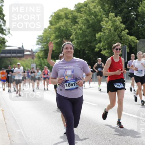 29.06.2025 - hella hamburg halbmarathon Jannik Wohlers http://msf.ph/oto/8341649 29.06.2025 10:42:18 Lombardsbrücke 1656, 1964, 1994, 2134, 2401, 2538, 2580, 2940, 2941, 3283, 3874, 4092, 4105, 4334, 4385, 4778, 5417, 6120, 6764, 7513, 8161, 8529, 10454, 10697, 11142, 11710, 12151, 12441, 13070, 13241, 13776, 14042, 14084, 14126, 14170, 14556, 14636, 14694, 14769, 15168, 15190, 15219, 15221, 15820, 15977, 16612, 16892 meine-sportfotos.de