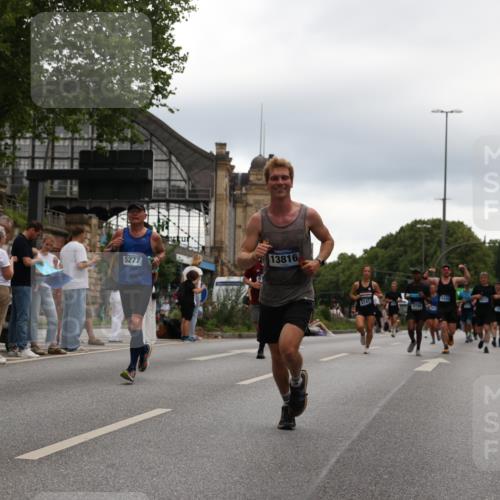 29.06.2025 - hella hamburg halbmarathon Yannick Fuchs http://msf.ph/oto/8341712 29.06.2025 10:52:13 20KM 1319, 1595, 1833, 2250, 2488, 2656, 2840, 3251, 3859, 4319, 4502, 4550, 4632, 4708, 4767, 5277, 5341, 5675, 5926, 6104, 6138, 6147, 6592, 7082, 7138, 7189, 7856, 8322, 8585, 9230, 9316, 10020, 10319, 10703, 10788, 11394, 11645, 11846, 12378, 12495, 12585, 12879, 13287, 13512, 13694, 13816, 13880, 14266, 14571, 15197, 15434, 15527, 16189, 16531, 17405, 17531, 17827, 18068, 18180, 18492, 18501, 18587, 18727, 18985 meine-sportfotos.de