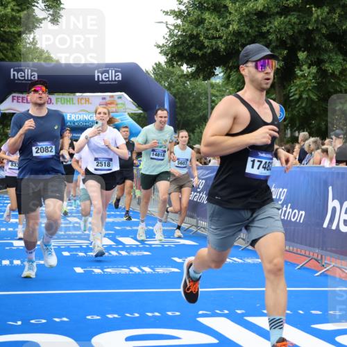 29.06.2025 - hella hamburg halbmarathon Strokosch-Dieckow http://msf.ph/oto/8341789 29.06.2025 10:53:43 Ziel 1422, 1502, 2058, 2082, 2518, 2630, 3819, 5399, 5607, 6260, 6762, 6877, 7177, 8285, 8335, 9922, 10529, 10549, 10891, 10895, 11588, 11589, 11604, 12632, 13865, 14026, 14702, 14818, 15061, 15441, 15502, 16092, 17482, 17740, 18143, 18249, 18487, 18514, 18666, 18715, 18759 meine-sportfotos.de