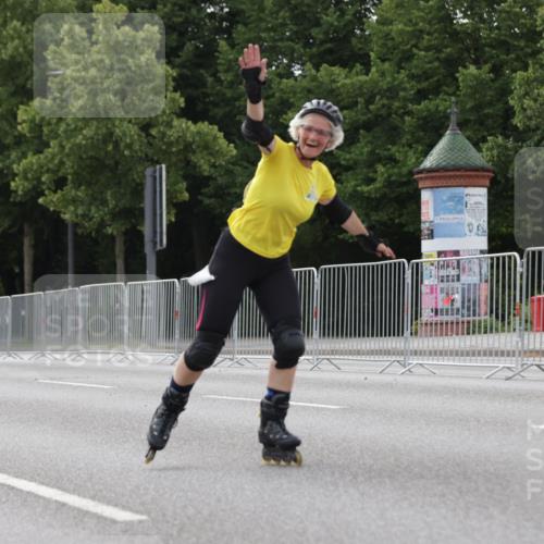 29.06.2025 - hella hamburg halbmarathon Jannik Wohlers http://msf.ph/oto/8342045 29.06.2025 09:02:22 Lombardsbrücke  meine-sportfotos.de
