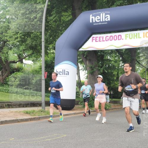 29.06.2025 - hella hamburg halbmarathon KatJ http://msf.ph/oto/8342158 29.06.2025 10:48:51 Zwischen KM18-KM19 1674, 1726, 1823, 5305, 6602, 7636, 7658, 8045, 8478 meine-sportfotos.de
