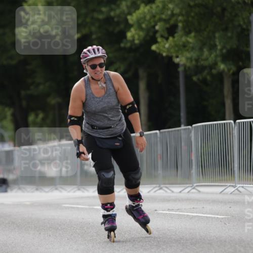 29.06.2025 - hella hamburg halbmarathon Jannik Wohlers http://msf.ph/oto/8342258 29.06.2025 09:02:24 Lombardsbrücke  meine-sportfotos.de