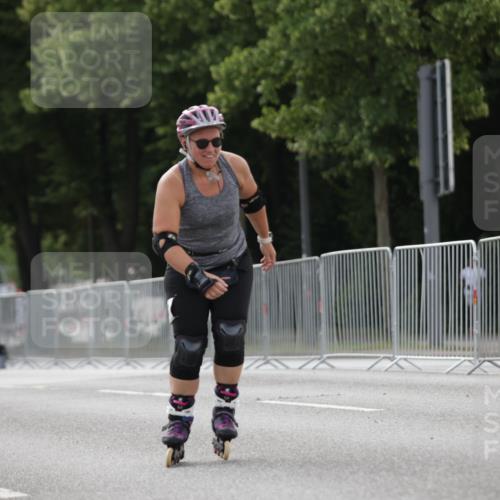 29.06.2025 - hella hamburg halbmarathon Jannik Wohlers http://msf.ph/oto/8342380 29.06.2025 09:02:24 Lombardsbrücke  meine-sportfotos.de