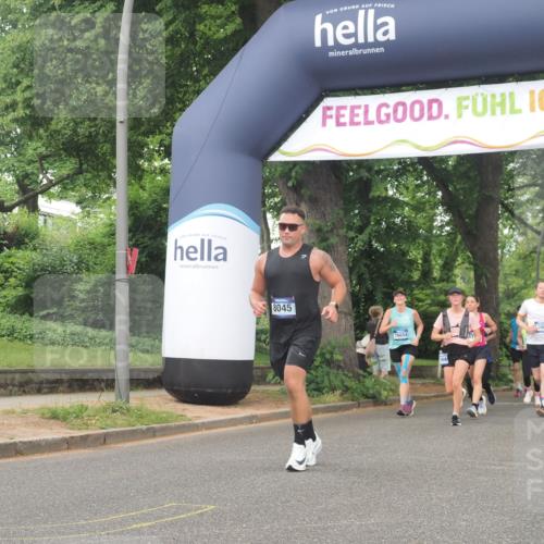 29.06.2025 - hella hamburg halbmarathon KatJ http://msf.ph/oto/8342384 29.06.2025 10:48:53 Zwischen KM18-KM19 1674, 6602, 6752, 7636, 8045, 8478 meine-sportfotos.de