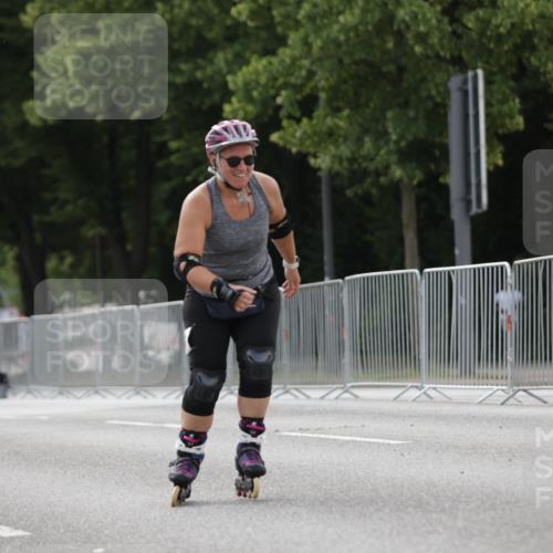 29.06.2025 - hella hamburg halbmarathon Jannik Wohlers http://msf.ph/oto/8342411 29.06.2025 09:02:24 Lombardsbrücke  meine-sportfotos.de