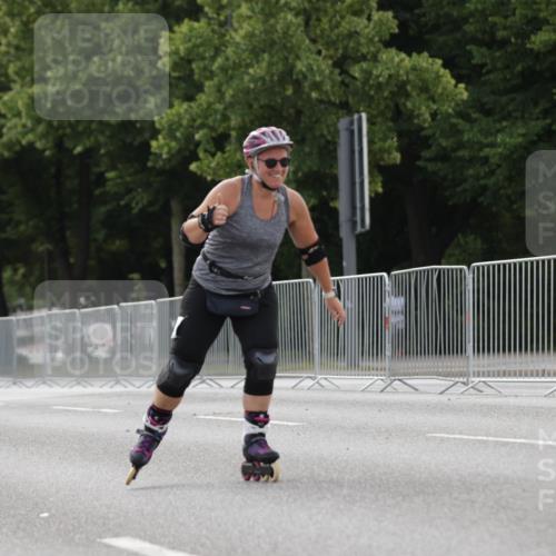 29.06.2025 - hella hamburg halbmarathon Jannik Wohlers http://msf.ph/oto/8342515 29.06.2025 09:02:25 Lombardsbrücke  meine-sportfotos.de