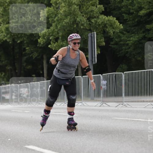 29.06.2025 - hella hamburg halbmarathon Jannik Wohlers http://msf.ph/oto/8342536 29.06.2025 09:02:25 Lombardsbrücke  meine-sportfotos.de