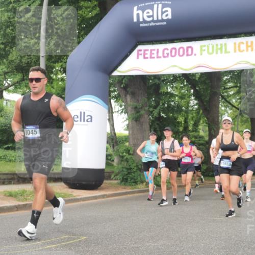 29.06.2025 - hella hamburg halbmarathon KatJ http://msf.ph/oto/8342546 29.06.2025 10:48:54 Zwischen KM18-KM19 1674, 6752, 7636, 8045, 8478 meine-sportfotos.de