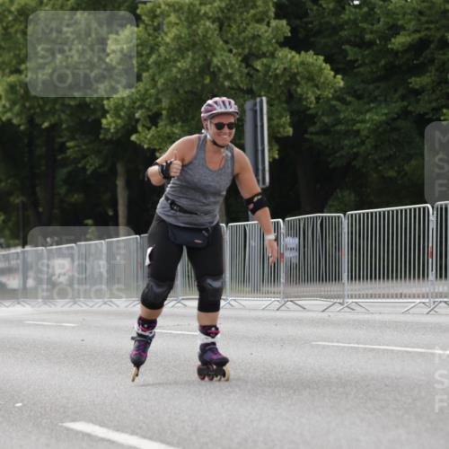 29.06.2025 - hella hamburg halbmarathon Jannik Wohlers http://msf.ph/oto/8342556 29.06.2025 09:02:25 Lombardsbrücke  meine-sportfotos.de