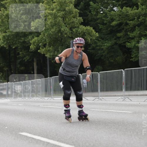 29.06.2025 - hella hamburg halbmarathon Jannik Wohlers http://msf.ph/oto/8342626 29.06.2025 09:02:25 Lombardsbrücke  meine-sportfotos.de