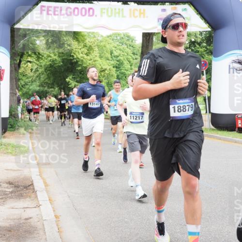 29.06.2025 - hella hamburg halbmarathon MichiJ http://msf.ph/oto/8342648 29.06.2025 10:40:19 Zwischen KM18-KM19 1151, 1258, 2082, 3952, 4029, 5907, 8361, 11217, 12379, 12482, 12875, 14791, 15446, 17773, 18729, 18879 meine-sportfotos.de
