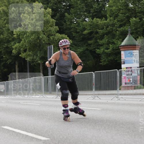 29.06.2025 - hella hamburg halbmarathon Jannik Wohlers http://msf.ph/oto/8342728 29.06.2025 09:02:25 Lombardsbrücke  meine-sportfotos.de