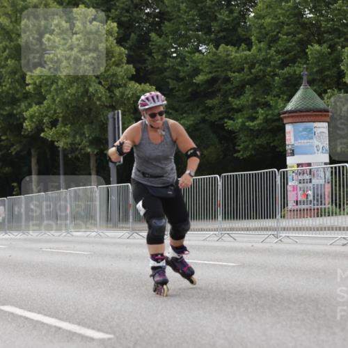 29.06.2025 - hella hamburg halbmarathon Jannik Wohlers http://msf.ph/oto/8342742 29.06.2025 09:02:25 Lombardsbrücke  meine-sportfotos.de