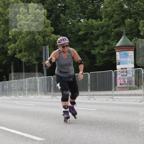 29.06.2025 - hella hamburg halbmarathon Jannik Wohlers http://msf.ph/oto/8342764 29.06.2025 09:02:25 Lombardsbrücke  meine-sportfotos.de