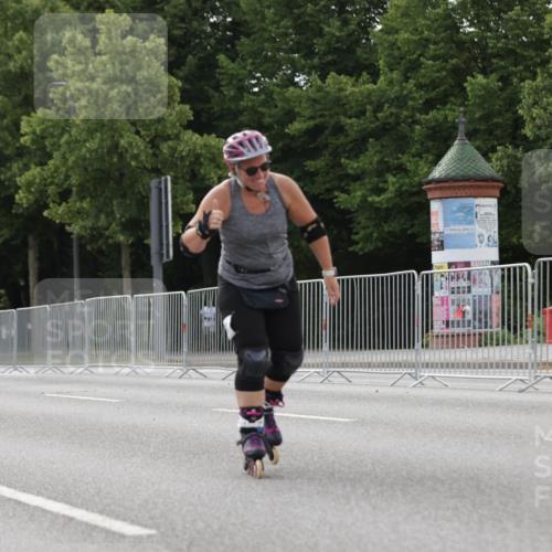 29.06.2025 - hella hamburg halbmarathon Jannik Wohlers http://msf.ph/oto/8342810 29.06.2025 09:02:26 Lombardsbrücke  meine-sportfotos.de