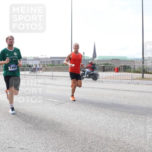29.06.2025 - hella hamburg halbmarathon Lena Gebhardt http://msf.ph/oto/8343162 29.06.2025 10:13:30 Lombardsbrücke 7460, 1007, 1131, 1747, 1859, 2055, 2359, 2721, 2904, 2961, 2987, 3218, 3360, 3728, 3729, 4187, 4795, 4950, 5232, 5546, 5631, 6026, 6489, 6717, 6724, 7346, 7446, 7447, 7460, 7462, 7913, 8279, 8398, 8405, 8913, 9128, 9141, 9527, 9612, 9631, 10977, 12313, 12492, 12797, 12928, 12929, 13331, 13928, 15085, 15663, 15922, 16030, 16255, 16437, 16491, 17472, 17474, 17699, 17988, 18048, 18222, 18231, 18320, 18732 meine-sportfotos.de