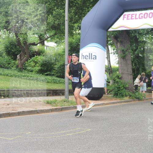 29.06.2025 - hella hamburg halbmarathon KatJ http://msf.ph/oto/8343340 29.06.2025 10:49:07 Zwischen KM18-KM19 6631, 8176 meine-sportfotos.de
