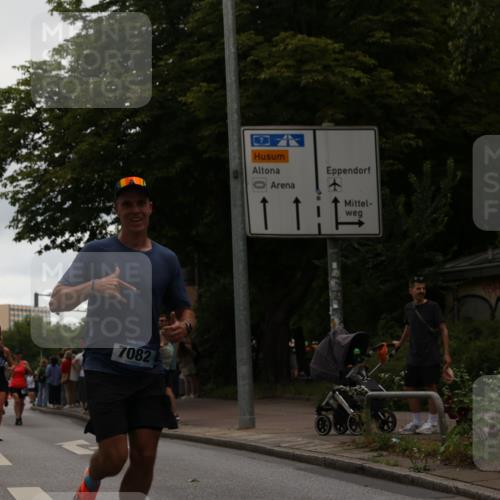 29.06.2025 - hella hamburg halbmarathon Yannick Fuchs http://msf.ph/oto/8343348 29.06.2025 10:52:18 20KM 1319, 1595, 1833, 2159, 2250, 2488, 2619, 2656, 2840, 2996, 3251, 3859, 4319, 4502, 4550, 4708, 4767, 5277, 5341, 5675, 5926, 6138, 6147, 6592, 7082, 7189, 7659, 7856, 8089, 8322, 8585, 9230, 9316, 10020, 10268, 10319, 10518, 10703, 10788, 11394, 11605, 11808, 11846, 12378, 12495, 12585, 12734, 12735, 12879, 13287, 13512, 13654, 13694, 13816, 13880, 14266, 14673, 15197, 15434, 15527, 16189, 16531, 17531, 17827, 18180, 18492, 18727, 18985 meine-sportfotos.de
