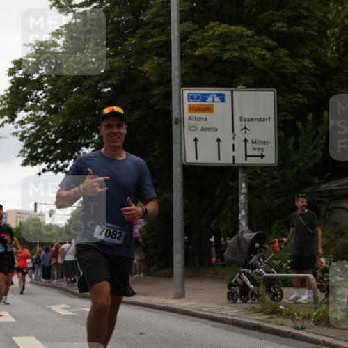 29.06.2025 - hella hamburg halbmarathon Yannick Fuchs http://msf.ph/oto/8343411 29.06.2025 10:52:18 20KM 1319, 1595, 1833, 2159, 2250, 2488, 2619, 2656, 2840, 2996, 3251, 3859, 4319, 4502, 4550, 4708, 4767, 5277, 5341, 5675, 5926, 6138, 6147, 6592, 7082, 7189, 7659, 7856, 8089, 8322, 8585, 9230, 9316, 10020, 10268, 10319, 10518, 10703, 10788, 11394, 11605, 11808, 11846, 12378, 12495, 12585, 12734, 12735, 12879, 13287, 13512, 13654, 13694, 13816, 13880, 14266, 14673, 15197, 15434, 15527, 16189, 16531, 17531, 17827, 18180, 18492, 18727, 18985 meine-sportfotos.de