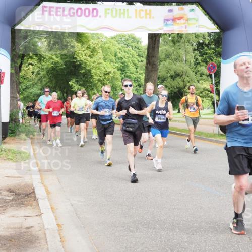 29.06.2025 - hella hamburg halbmarathon MichiJ http://msf.ph/oto/8343492 29.06.2025 10:40:23 Zwischen KM18-KM19 1151, 1549, 2082, 4770, 5907, 6511, 6512, 7177, 7274, 8361, 10895, 11217, 11551, 11588, 11589, 11604, 12155, 12482, 12712, 12875, 13147, 14791, 15446, 15502, 18879 meine-sportfotos.de