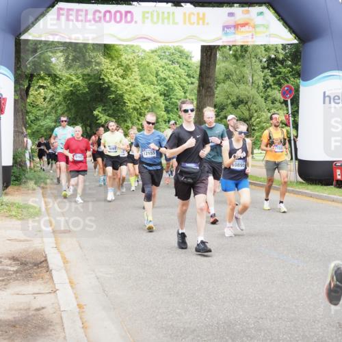 29.06.2025 - hella hamburg halbmarathon MichiJ http://msf.ph/oto/8343546 29.06.2025 10:40:24 Zwischen KM18-KM19 1061, 1549, 2082, 4770, 5907, 6511, 6512, 6628, 7177, 7274, 8361, 10895, 11217, 11551, 11588, 11589, 11604, 12155, 12482, 12712, 13147, 14791, 15430, 15446, 15502, 16986, 18879, 18915 meine-sportfotos.de