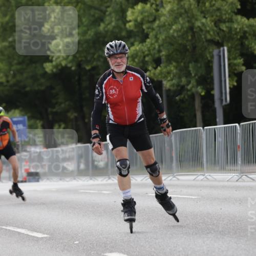 29.06.2025 - hella hamburg halbmarathon Jannik Wohlers http://msf.ph/oto/8343791 29.06.2025 09:02:37 Lombardsbrücke  meine-sportfotos.de