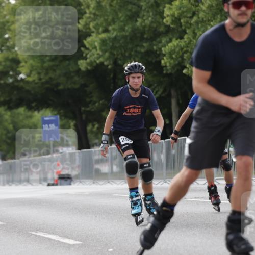 29.06.2025 - hella hamburg halbmarathon Jannik Wohlers http://msf.ph/oto/8344090 29.06.2025 09:02:41 Lombardsbrücke  meine-sportfotos.de