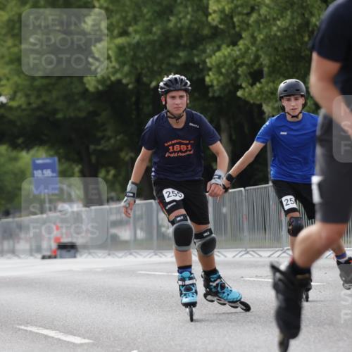 29.06.2025 - hella hamburg halbmarathon Jannik Wohlers http://msf.ph/oto/8344097 29.06.2025 09:02:41 Lombardsbrücke  meine-sportfotos.de