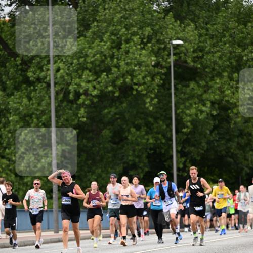 29.06.2025 - hella hamburg halbmarathon Dr. Thomas Lammeyer http://msf.ph/oto/8344228 29.06.2025 10:40:30 Kennedybrücke 1036, 1102, 1183, 1224, 1284, 1717, 2588, 3243, 3741, 3990, 4902, 4937, 5012, 5171, 5240, 5246, 5531, 5747, 5919, 6021, 6381, 6845, 6896, 7111, 7927, 8530, 9229, 9295, 9694, 9701, 10119, 10336, 10341, 11010 meine-sportfotos.de