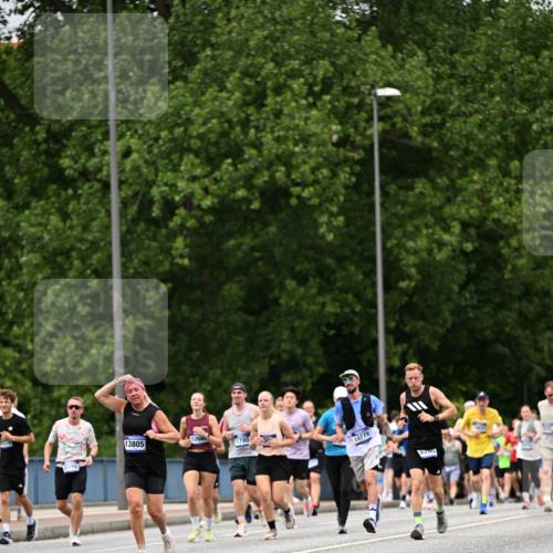 29.06.2025 - hella hamburg halbmarathon Dr. Thomas Lammeyer http://msf.ph/oto/8344255 29.06.2025 10:40:30 Kennedybrücke 1036, 1102, 1183, 1224, 1284, 1717, 2588, 3243, 3741, 3990, 4902, 4937, 5012, 5171, 5240, 5246, 5531, 5747, 5919, 6021, 6381, 6845, 6896, 7111, 7927, 8530, 9229, 9295, 9694, 9701, 10119, 10336, 10341, 11010 meine-sportfotos.de