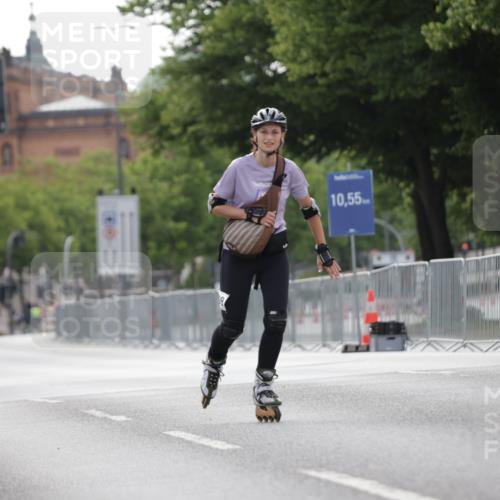 29.06.2025 - hella hamburg halbmarathon Jannik Wohlers http://msf.ph/oto/8344293 29.06.2025 09:02:48 Lombardsbrücke  meine-sportfotos.de
