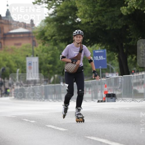 29.06.2025 - hella hamburg halbmarathon Jannik Wohlers http://msf.ph/oto/8344300 29.06.2025 09:02:48 Lombardsbrücke  meine-sportfotos.de