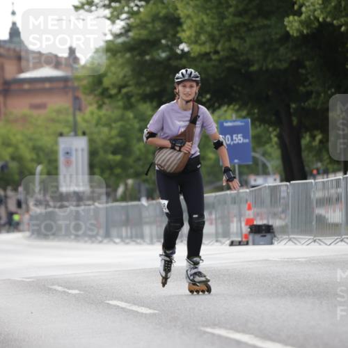 29.06.2025 - hella hamburg halbmarathon Jannik Wohlers http://msf.ph/oto/8344312 29.06.2025 09:02:48 Lombardsbrücke  meine-sportfotos.de