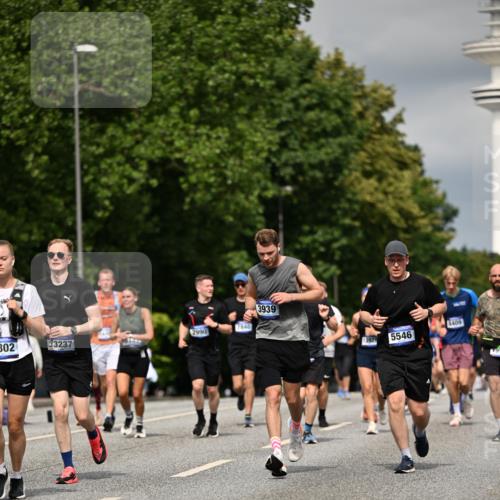 29.06.2025 - hella hamburg halbmarathon Dr. Thomas Lammeyer http://msf.ph/oto/8344329 29.06.2025 10:18:13 Kennedybrücke 1406, 2990, 3020, 3154, 3728, 3756, 3834, 3939, 5546, 5670, 6028, 6083, 6089, 7209, 7802, 7840, 7991, 8001, 8147, 8409, 9141, 9845, 10610, 11355 meine-sportfotos.de