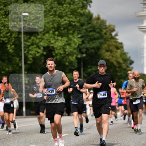 29.06.2025 - hella hamburg halbmarathon Dr. Thomas Lammeyer http://msf.ph/oto/8344397 29.06.2025 10:18:14 Kennedybrücke 1406, 2990, 3020, 3154, 3728, 3756, 3834, 3939, 5546, 5670, 6028, 6083, 6089, 7209, 7442, 7802, 7840, 7991, 8001, 8147, 8409, 9141, 9845, 10610, 11355 meine-sportfotos.de