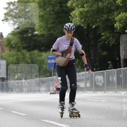 29.06.2025 - hella hamburg halbmarathon Jannik Wohlers http://msf.ph/oto/8344514 29.06.2025 09:02:49 Lombardsbrücke  meine-sportfotos.de