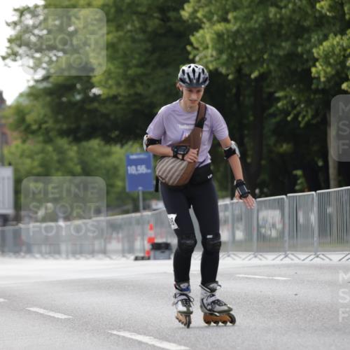 29.06.2025 - hella hamburg halbmarathon Jannik Wohlers http://msf.ph/oto/8344519 29.06.2025 09:02:49 Lombardsbrücke  meine-sportfotos.de